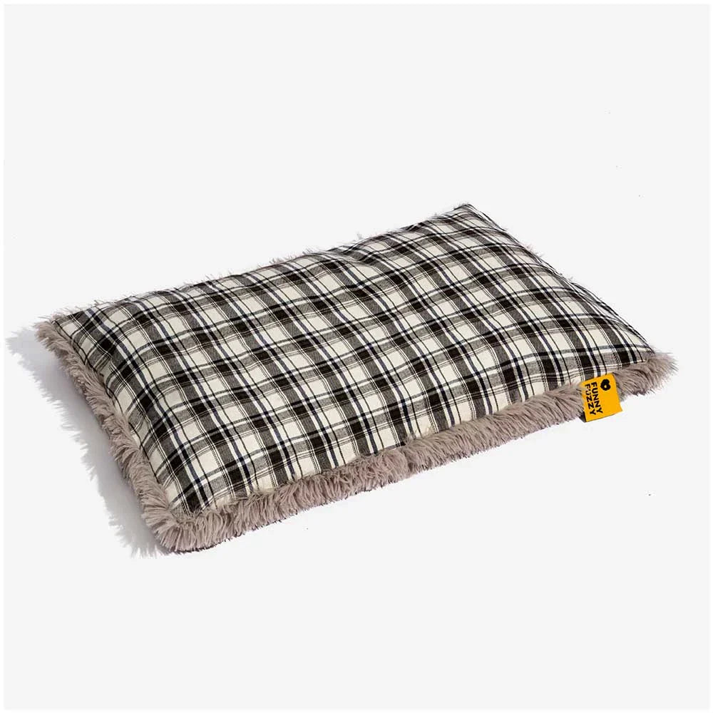 Tapis en peluche réversible à motif carreaux pour chien