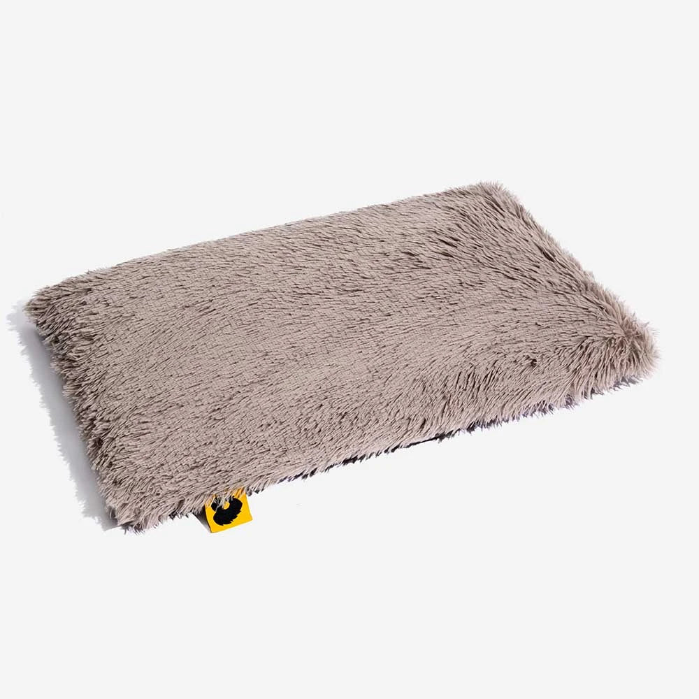 Tapis en peluche réversible à motif carreaux pour chien