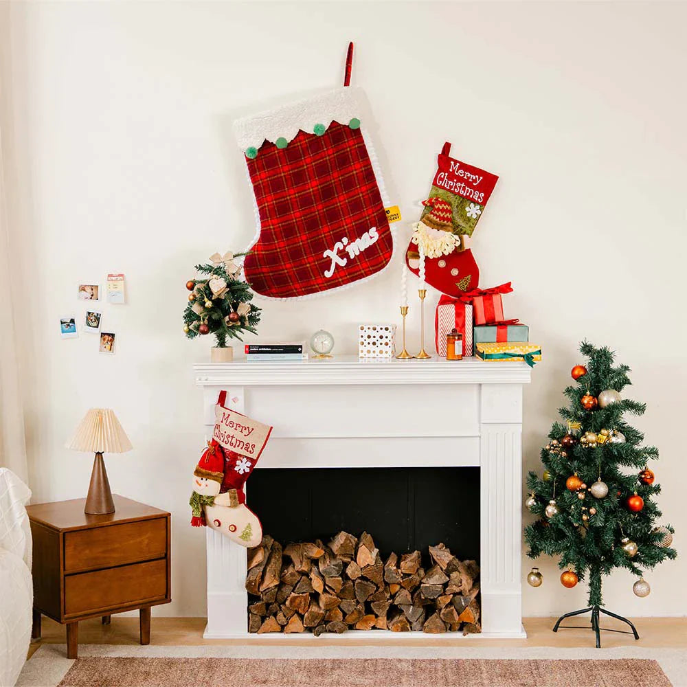 FUNNYFUZZY Chaussette de Noël Sac de Couchage Douillet pour Animaux Lit pour Chien – SantaNap