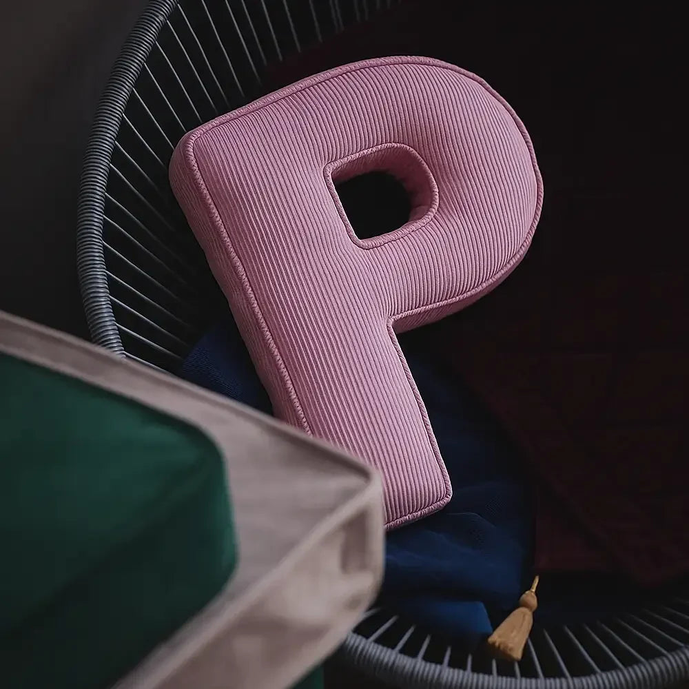 Coussin de canapé en velours côtelé doux et accueillant
