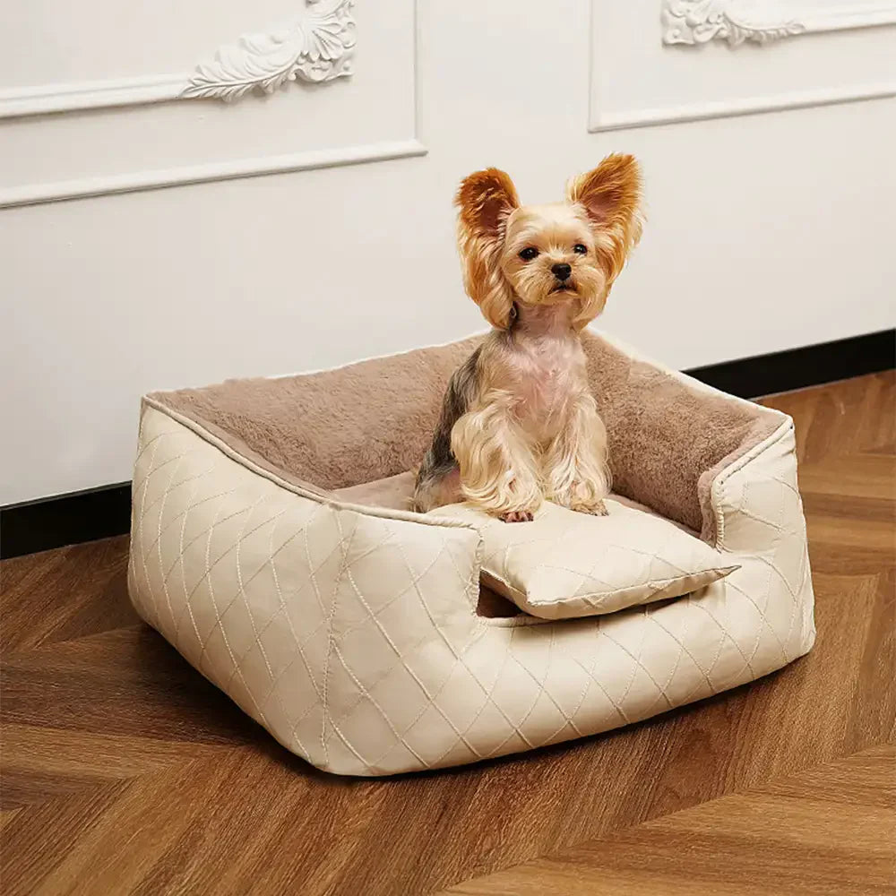 Lit pour chien carré en faux cuir Cozy Diamond pour chiots