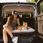 Tapis apaisant double face en peluche lavable pour chien