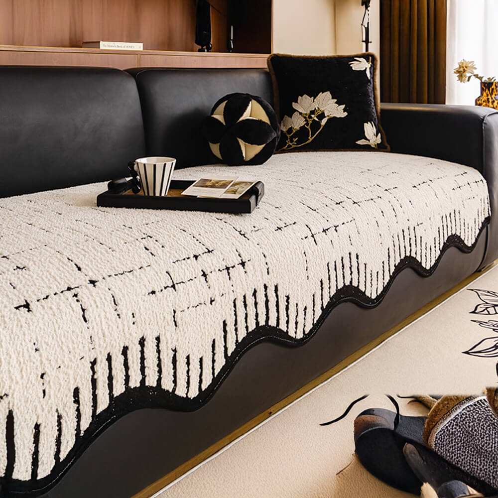 Housse de canapé en peluche épaisse et douce avec bords ondulés irréguliers