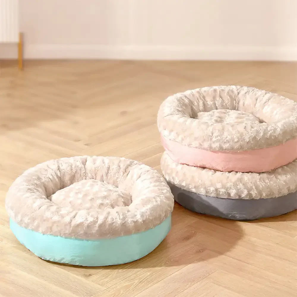 Lit donut pour chien et chat en fausse fourrure de lapin duveteux et chaud
