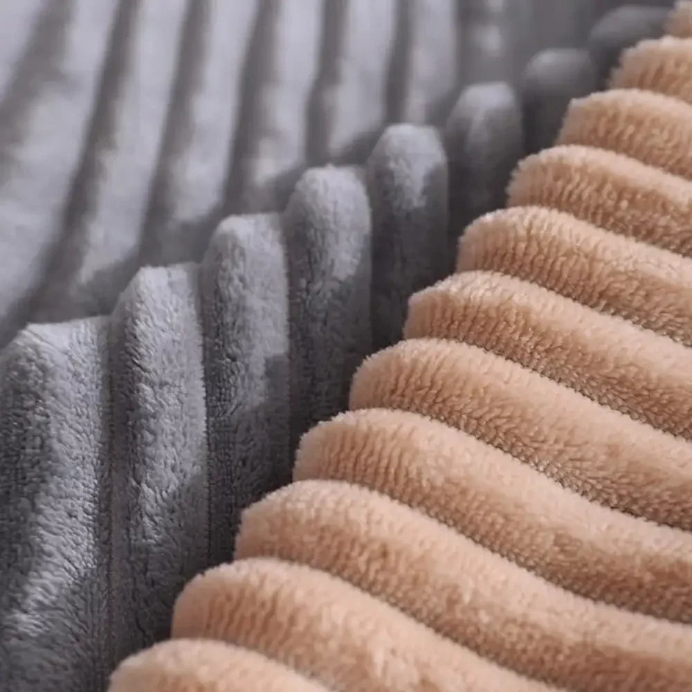 Tapis de sommeil et lit pour animaux de compagnie chauds et confortables, amovibles et lavables.