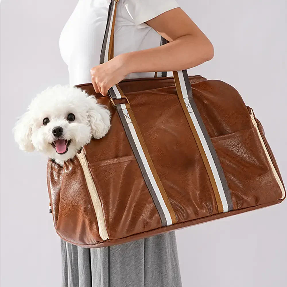 Siège pour animaux de compagnie et transporter de voiture en cuir artificiel deluxe, console centrale de sécurité 3-en-1.