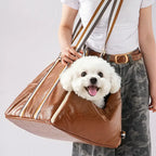 Siège pour animaux de compagnie et transporter de voiture en cuir artificiel deluxe, console centrale de sécurité 3-en-1.