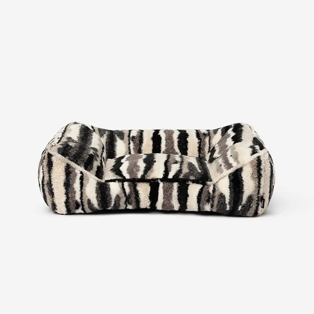 Lit pour chien large en fausse laine d’agneau artistique chaud résistant aux griffures et confortable pour un sommeil profond