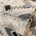 Couvre-canapé moderne géométrique épais en peluche anti-rayures et antidérapant