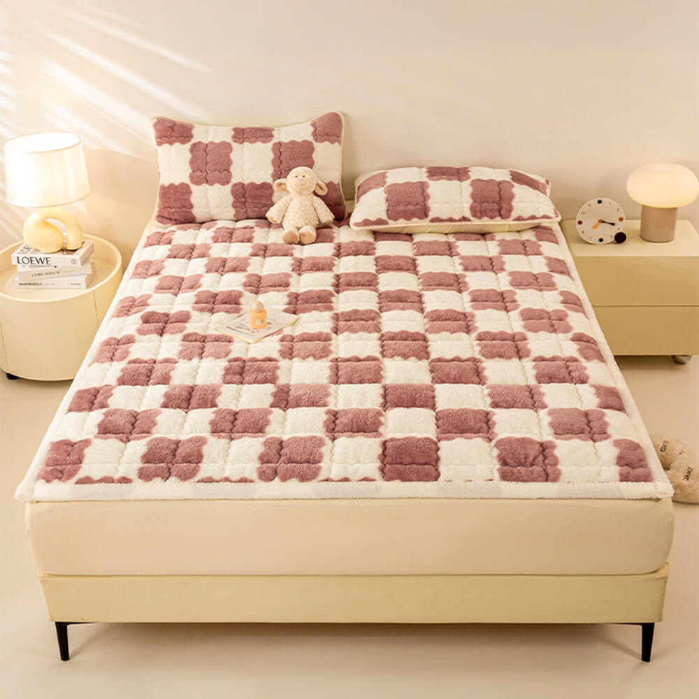 Couverture de matelas en peluche à motifs carreaux et taie d'oreiller