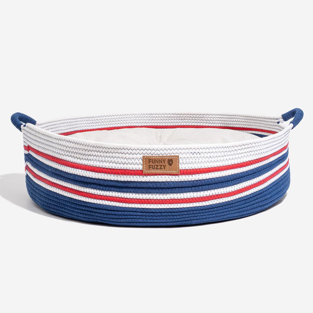 Lit pour chat apaisant à rayures fait main - Nid intemporel