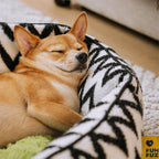 Lit pour chien en peluche à chevrons Retraite en peluche Le câlin chaleureux