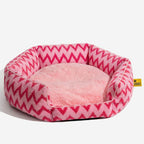 Lit pour chat Chevron Plush Retreat - Le câlin chaleureux