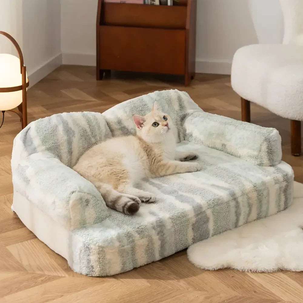 Lit chien douillet protection épines fausse laine d’agneau effet noué tendance