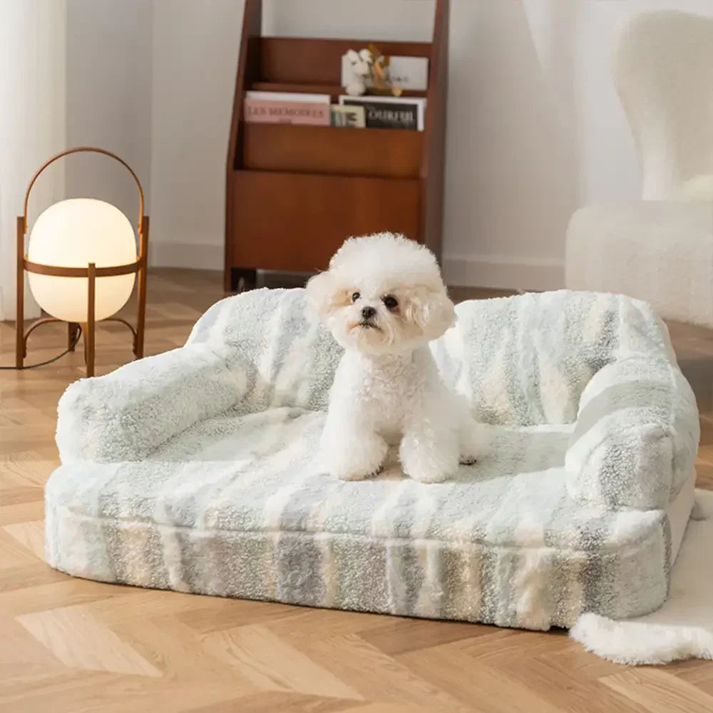 Lit chien douillet protection épines fausse laine d’agneau effet noué tendance